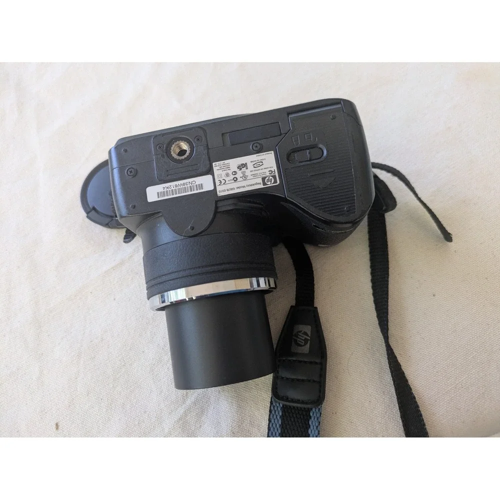 HP Photosmart 945 Digital Camera 5.3MP 56x Zoom Black Bridge Camera Working